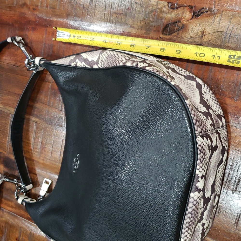 Coach Black Snake Skin Style Bag - Picture 10 of 12